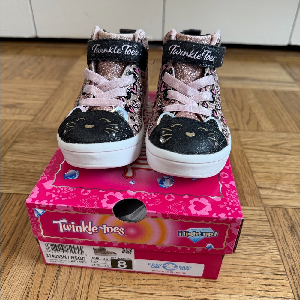 Skechers Twinkle Toes Glitter Sneakers - Picture 13 of 16